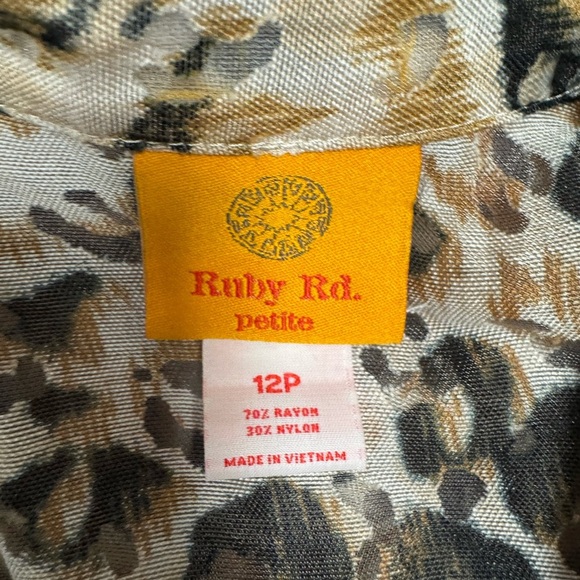 Ruby Rd. Animal Print/burnout Material/Mandarin Collar/3/4 Sleeve Blouse Sz 12P - Picture 7 of 9